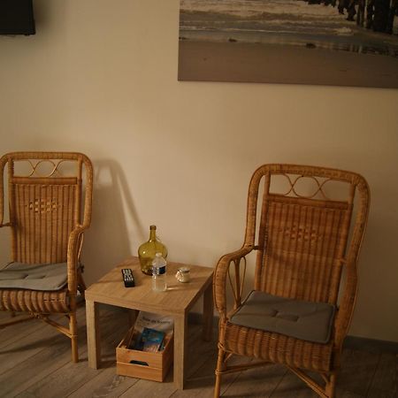 La Longere De Suzanne Bed & Breakfast Arrest Eksteriør bilde